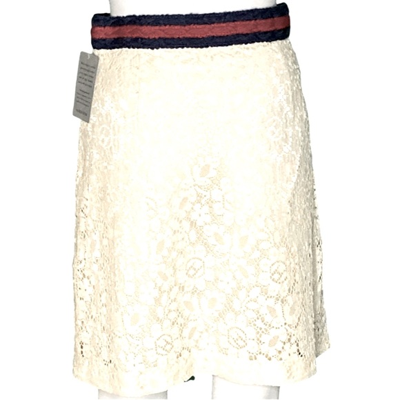 NWT GUCCI Ivory Cluny Lace Skirt with Navy/Red Web Waistband Sz EU 40 US 4 - Picture 4 of 13